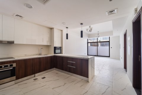 Kuća u nizu u Nadd Al Sheba, Dubai, UAE 4 spavaćih soba, 260 m2 Br. 709769 - fotografija 30