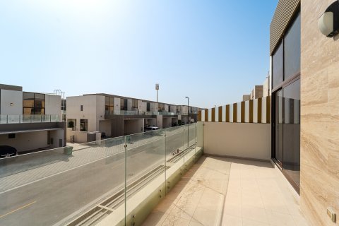 Kuća u nizu u Nadd Al Sheba, Dubai, UAE 4 spavaćih soba, 260 m2 Br. 709769 - fotografija 8