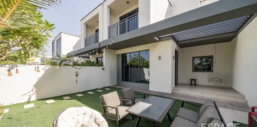 阿联酋 Dubai Dubai Hills Estate 别墅  3 卧, 211 平方米 , 编号 737867