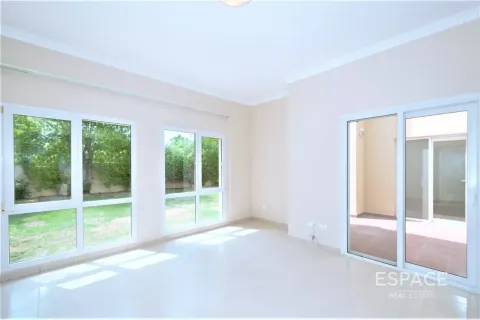 Villa en venta en Meadows, Dubai, EAU 4 dormitorios, 332 m2 № 737863 - foto 8
