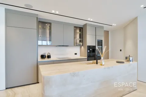 Villa in vendita a Palm Jumeirah, Dubai, EAU 4 camere da letto, 557 mq. № 737866 - foto 6