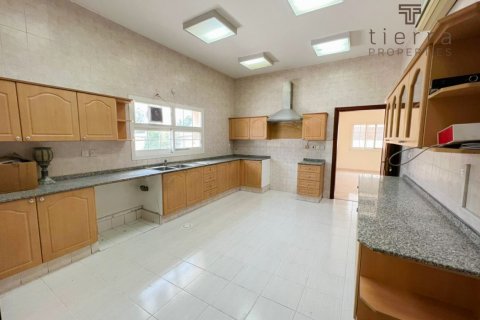 Willa do wynajęcia w Al Barsha, Dubai, ZEA 5 sypialnie, 1393.5 mkw., nr 267888 - zdjęcie 7