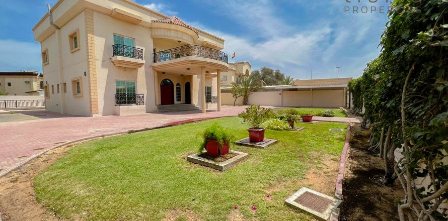 Willa w Al Barsha, Dubai, ZEA 5 sypialnie, 1393.5 mkw. nr 267888