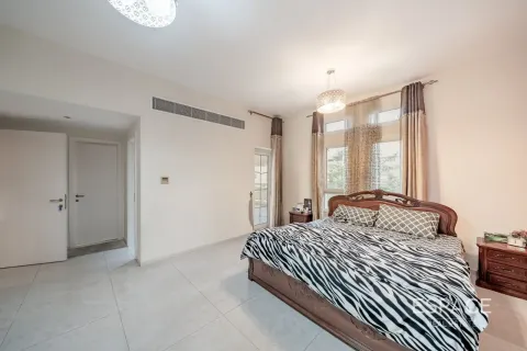Vilă de vânzare în The Lakes, Dubai, EAU 3 dormitoare, 270 mp.  №737995 - poză 14