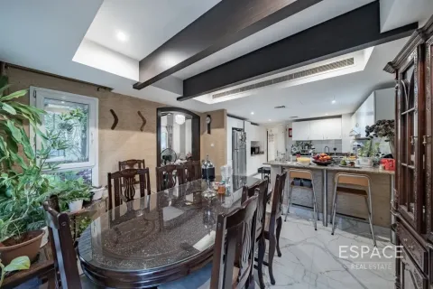 Vilă de vânzare în The Lakes, Dubai, EAU 3 dormitoare, 270 mp.  №737995 - poză 4