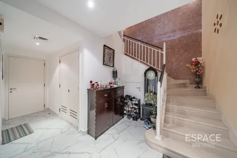 Vilă de vânzare în The Lakes, Dubai, EAU 3 dormitoare, 270 mp.  №737995 - poză 8