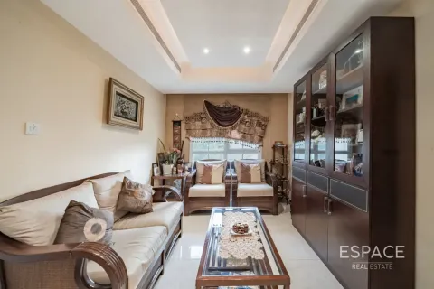 Vilă de vânzare în The Lakes, Dubai, EAU 3 dormitoare, 270 mp.  №737995 - poză 10