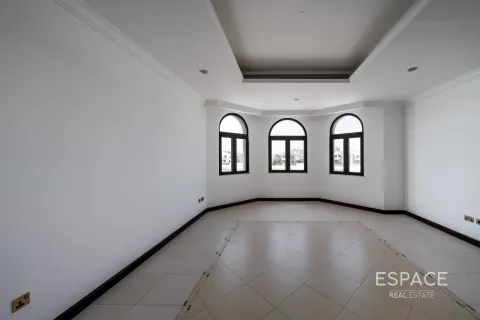 Villa in vendita a Palm Jumeirah, Dubai, EAU 4 camere da letto, 465 mq. № 737994 - foto 16