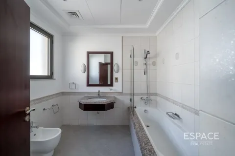 Villa in vendita a Palm Jumeirah, Dubai, EAU 4 camere da letto, 465 mq. № 737994 - foto 15