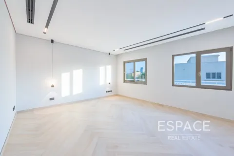 Vila v Meadows, Dubai, SAE 4 spálne, 390 m2 č. 738011 - Fotografia 12