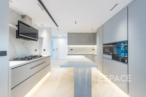 Vila v Meadows, Dubai, SAE 4 spálne, 390 m2 č. 738011 - Fotografia 8