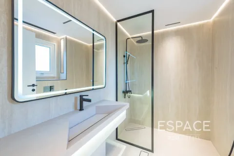 Vila v Meadows, Dubai, SAE 4 spálne, 390 m2 č. 738011 - Fotografia 10