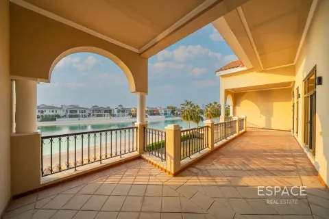 Vila di Palm Jumeirah, Dubai, UAE 6 bilik tidur, 650 meter persegi № 738012 - foto 9