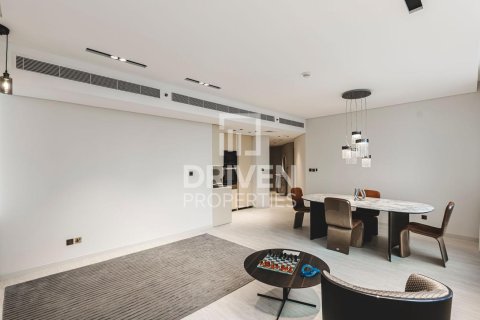 Apartmen di DIFC, Dubai, UAE 2 bilik tidur, 118.73 meter persegi № 768645 - foto 3
