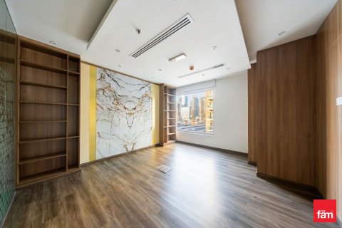 Biuro na sprzedaż w Business Bay, Dubai, ZEA 213.4 mkw., nr 660275 - zdjęcie 1