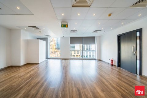 Biuro na sprzedaż w Business Bay, Dubai, ZEA 213.4 mkw., nr 660275 - zdjęcie 7