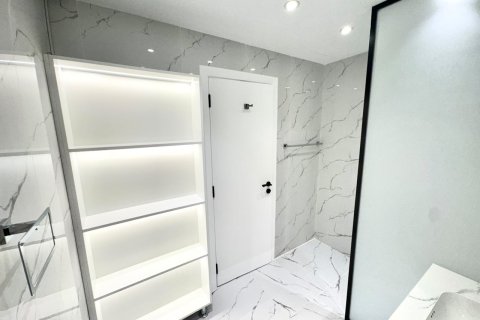 Lakás itt: Dubai Marina, EAE, 2 hálószoba, 131 m², azonosító: 734162 - fénykép 20