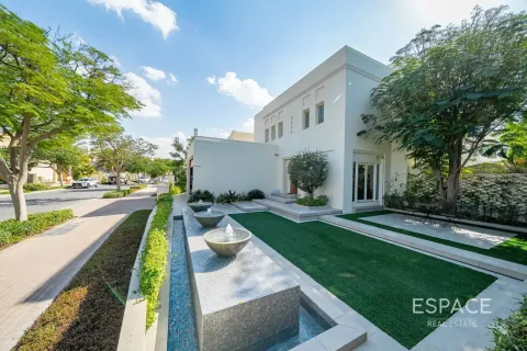 Villa en venta en Arabian Ranches, Dubai, EAU 5 dormitorios, 418 m2 № 738029 - foto 19