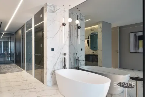 Villa en venta en Palm Jumeirah, Dubai, EAU 5 dormitorios, 627 m2 № 738031 - foto 9