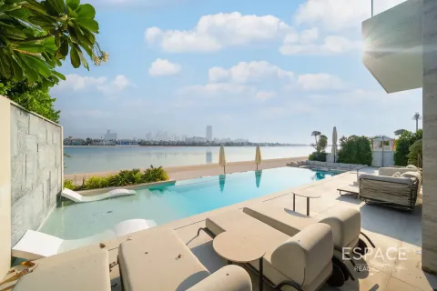 Villa en venta en Palm Jumeirah, Dubai, EAU 5 dormitorios, 627 m2 № 738031 - foto 19
