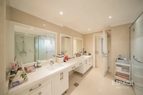 Villa sa Jumeirah Village Triangle, Dubai, UAE 5 silid-tulugan, 448 sq.m. № 738032 - larawan 16