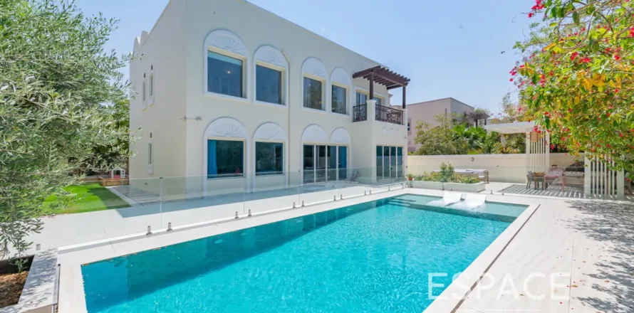 Vilă în Jumeirah Village Triangle, Dubai, EAU 5 dormitoare, 367 mp.  №738033