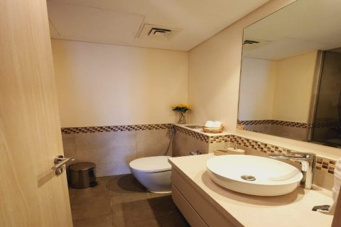 Apartment in Business Bay, Dubai, UAE 2 bedrooms, 84 sq.m. № 739378 - photo 12