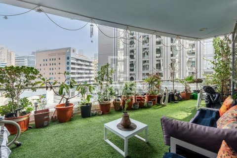 Lägenhet till försäljning i Dubai Marina, Dubai, UAE 3 sovrum, 251.12 kvm Nr. 767727 - fotografi 2