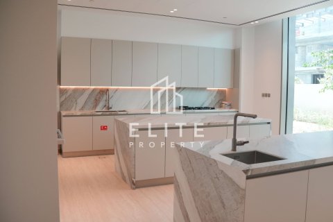 Vila di Palm Jumeirah, Dubai, UAE 4 bilik tidur, 1296 meter persegi № 736138 - foto 7
