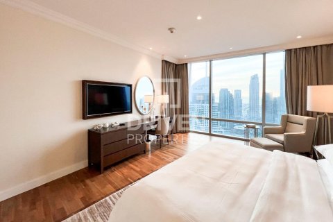 Appartement te huur in Downtown Dubai (Downtown Burj Dubai), Dubai, VAE 4 slaapkamers, 253.63 vr.m., nr 759706 - foto 8