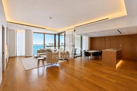 Jumeirah、Dubai、UAEにあるマンション 3ベッドルーム、242.48 m2 No764983