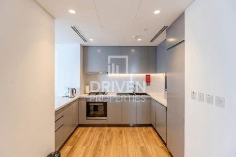 Apartmen di Jumeirah Lake Towers, Dubai, UAE 2 bilik tidur, 139.08 meter persegi № 762010