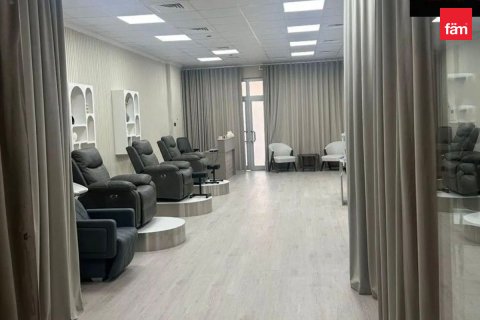 Dubai, संयुक्त अरब अमीरात में दुकान, 93.7 वर्ग मीटर, संख्या 751217