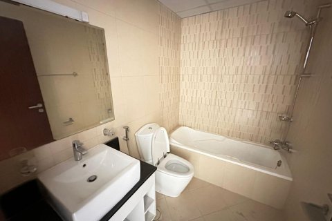 Apartment til salg i Al Sawan, Ajman, UAE 2 soveværelser, 155 kvm № 681658 - foto 16