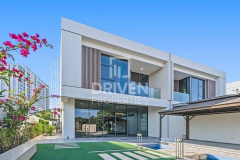 Vila v Mohammed Bin Rashid City, Dubai, SAE 4 spálne, 350.8 m2 č. 744835