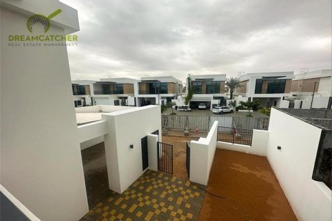 Vilë në Mina Al Arab, Ras Al Khaimah, Emiratet e Bashkuara Arabe 4 dhoma gjumi, 354.8 m2. № 512522 - Foto 26