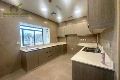 Vilë në Mina Al Arab, Ras Al Khaimah, Emiratet e Bashkuara Arabe 4 dhoma gjumi, 354.8 m2. № 512522 - Foto 4