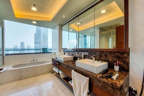 Apartment til leje i Downtown Dubai (Downtown Burj Dubai), Dubai, UAE 4 soveværelser, 401 kvm № 664856 - foto 8