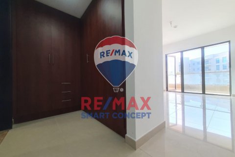 Apartment til salg i Al Raha Beach, Abu Dhabi, UAE 2 soveværelser, 133.4 kvm № 516417 - foto 7
