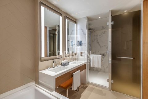 Müüa korter asukohaga Downtown Dubai (Downtown Burj Dubai), Dubai, AÜE: 3 magamistoaga, 146.32 m² Nr 764977 - pilt 10