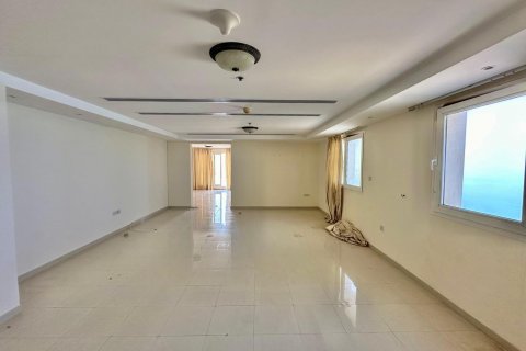 Müüa korter asukohaga Al Hamra Village, Ras Al Khaimah, AÜE: 4 magamistoaga, 659.6 m² Nr 512446 - pilt 2