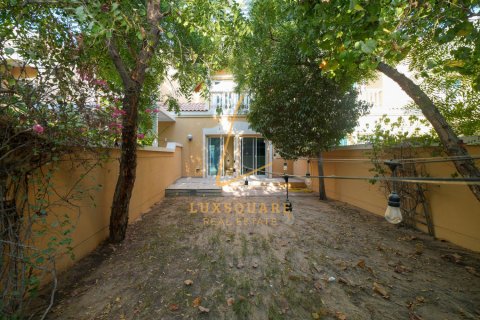 Vila u Dubai, UAE 1 spavaća soba, 180 m2 Br. 766380 - fotografija 23