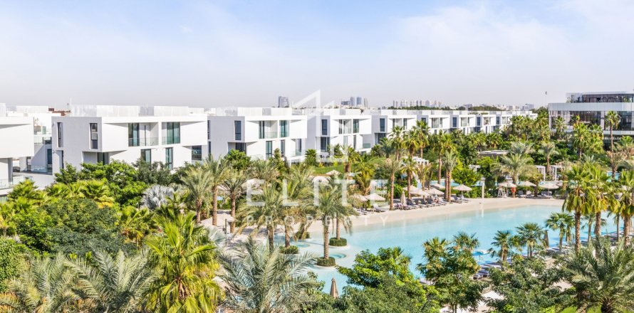 Vila di Al Barari, Dubai, UAE 4 bilik tidur, 445 meter persegi № 736411