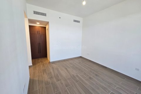 Apartmen di Town Square, Dubai, UAE 2 bilik tidur, 104 meter persegi № 738704 - foto 7