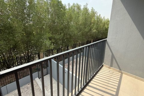 Villa para arrendamento em Mudon, Dubai, EAU 3 quartos, 177 m2 № 738705 - foto 7