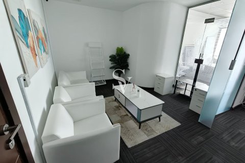 Business Bay, Dubai, UAE의 임대용 사무실 108제곱미터 번호 713188 - 사진 12