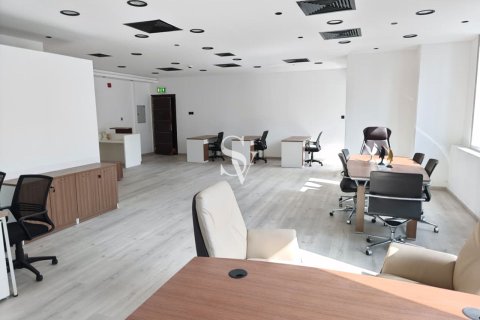 Business Bay, Dubai, UAE의 임대용 사무실 108제곱미터 번호 713189 - 사진 12