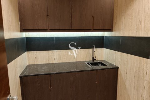 Business Bay, Dubai, UAE의 임대용 사무실 108제곱미터 번호 713189 - 사진 11