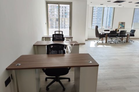 Business Bay, Dubai, UAE의 임대용 사무실 108제곱미터 번호 713189 - 사진 2
