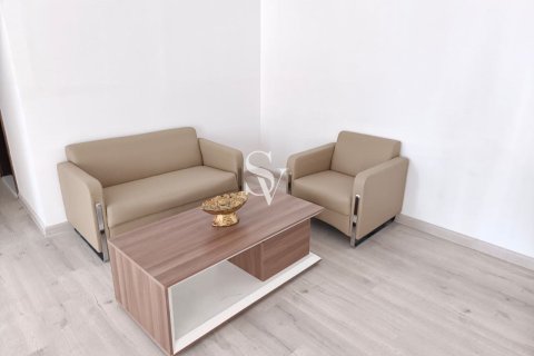 Business Bay, Dubai, UAE의 임대용 사무실 108제곱미터 번호 713189 - 사진 4